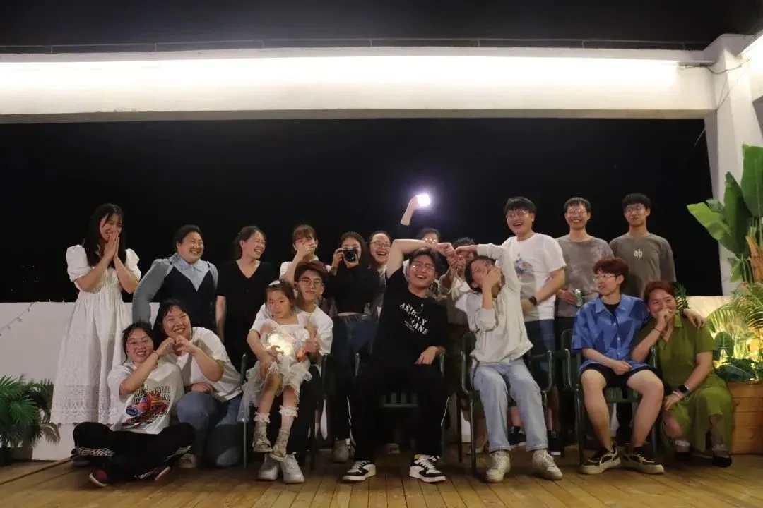 江湖路远，期待再次重逢